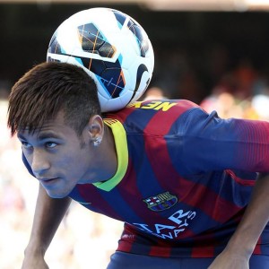 AIYOUXI.COM-冠军赛事背后故事精彩纷呈，人物鲜活生动，冠军介绍