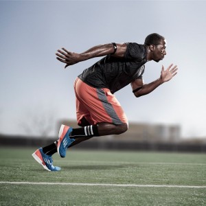 ayx体育app官网入口-公牛赢得激烈比赛，重回胜利轨道，公牛的比赛