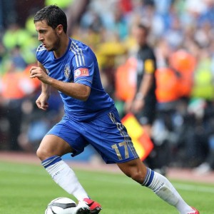 AYX体育-兰斯客场大胜特鲁瓦，取得联赛连胜，兰斯vs南特比分预测