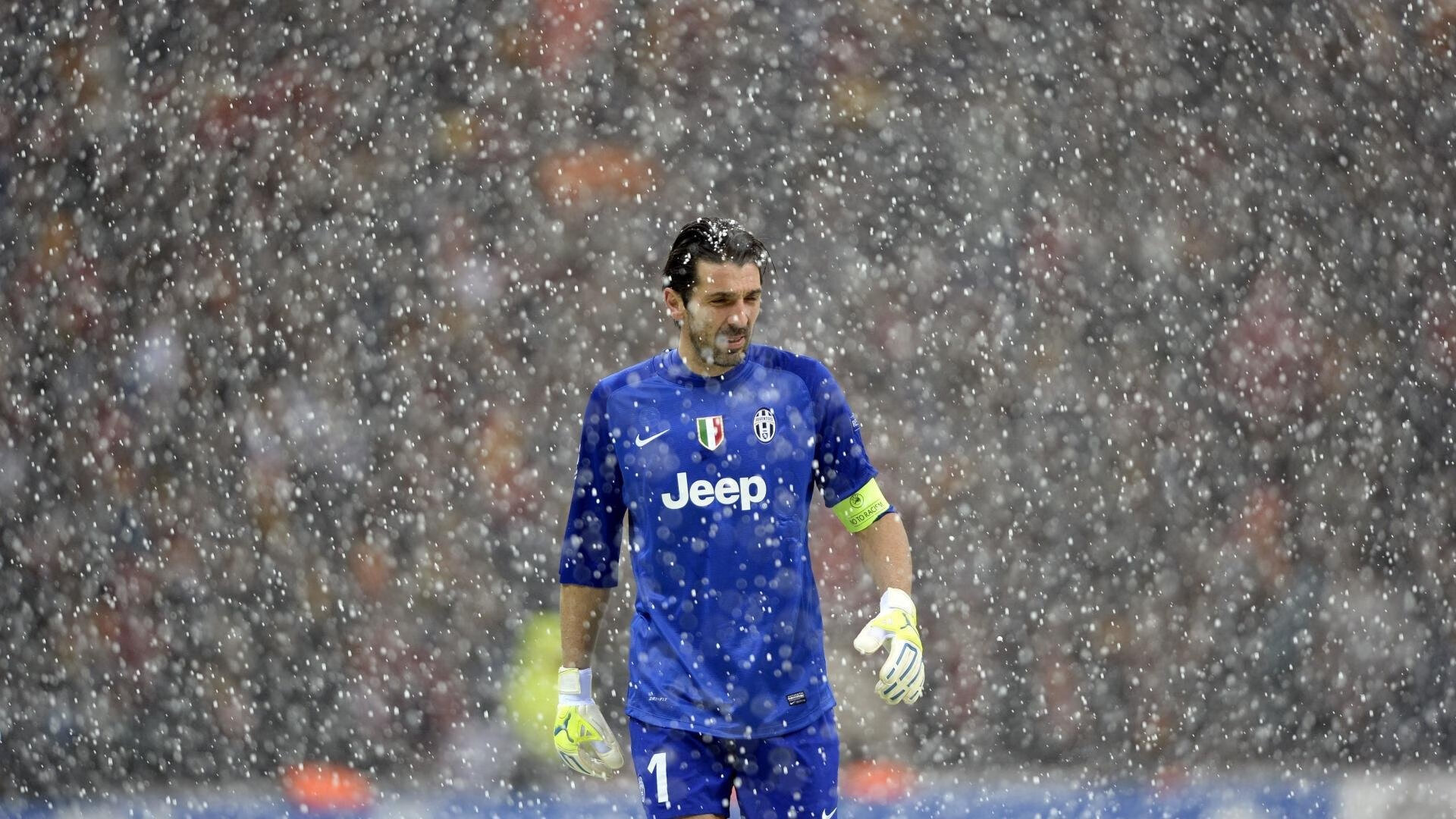 _技术分析:多拍连续击球的关键技巧_,双手连续拍球